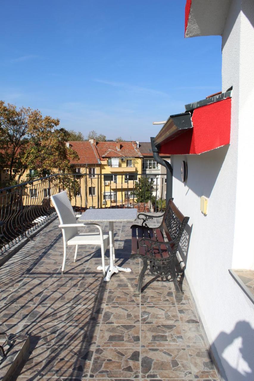 Hotel Color Asenovgrad ภายนอก รูปภาพ